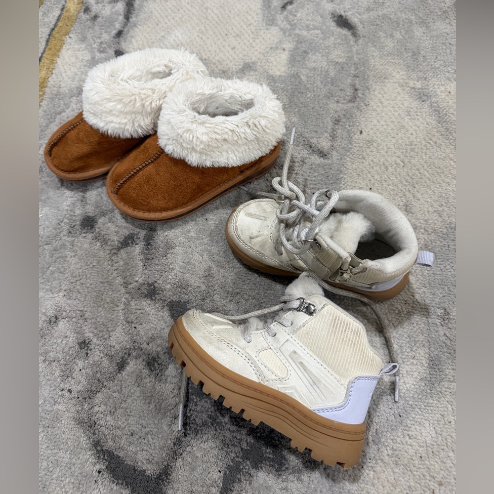 kids size 7 winter shoes bundle !!